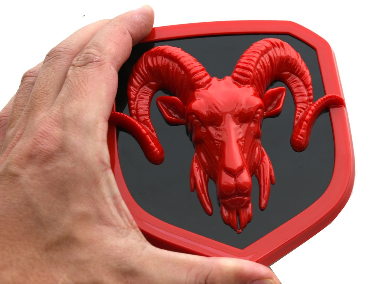 1x Grille 3D Head Emblem for 2013–2018 1500 2500 3500 68140322AA Red 1x Grille 3D Head Emblem for 2013–2018 1500 2500 3500 68140322AA Red