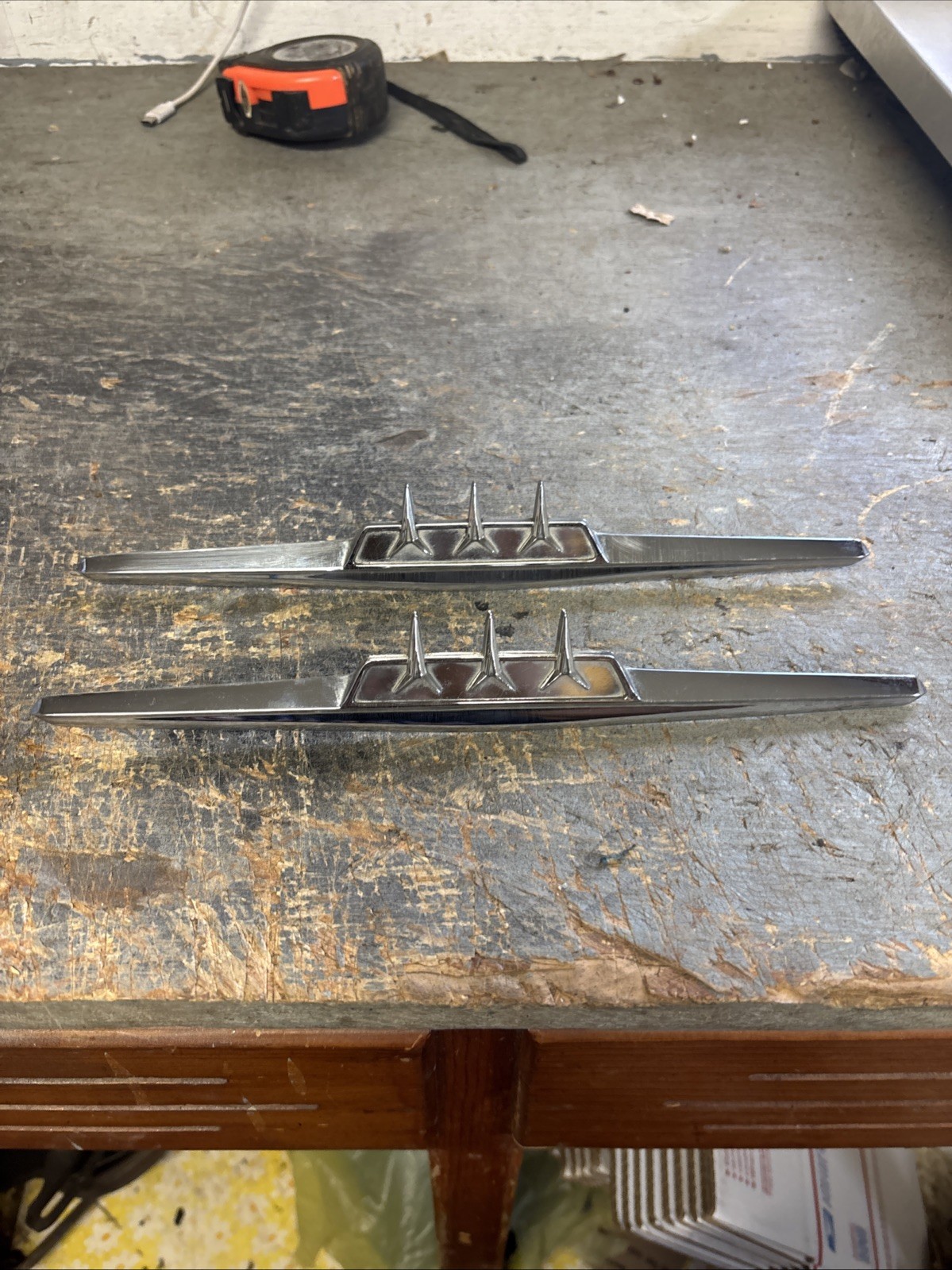 OEM 1964 BELVEDERE EMBLEMS PLYMOUTH SIDES GENUINES PART MOPAR PAIR 1 Year Only