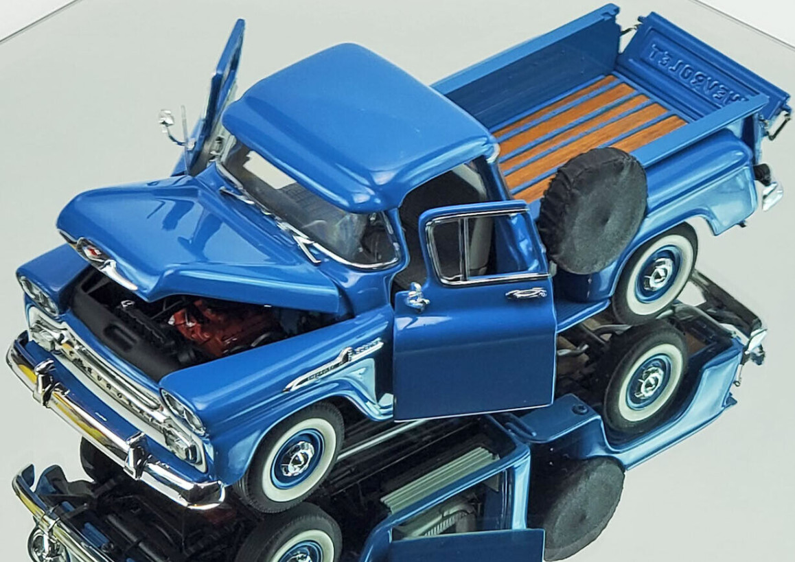 Chevrolet 55Chevy57 Pickup Truck 1955 1957 1950s 1:24 SCALE METAL BODY MODEL CAR