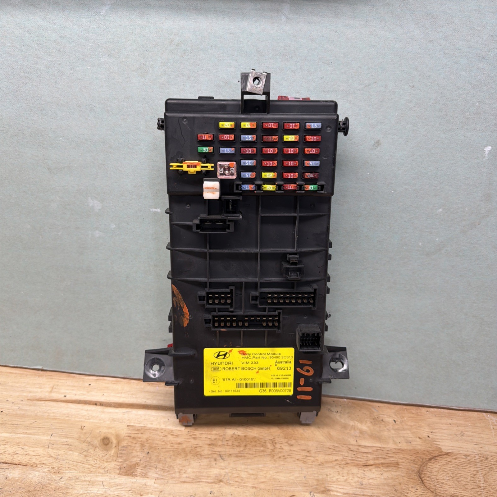 2003-2008 Hyundai Tiburon Interior BCM Power Module Fuse Box Relay 95490 2C310
