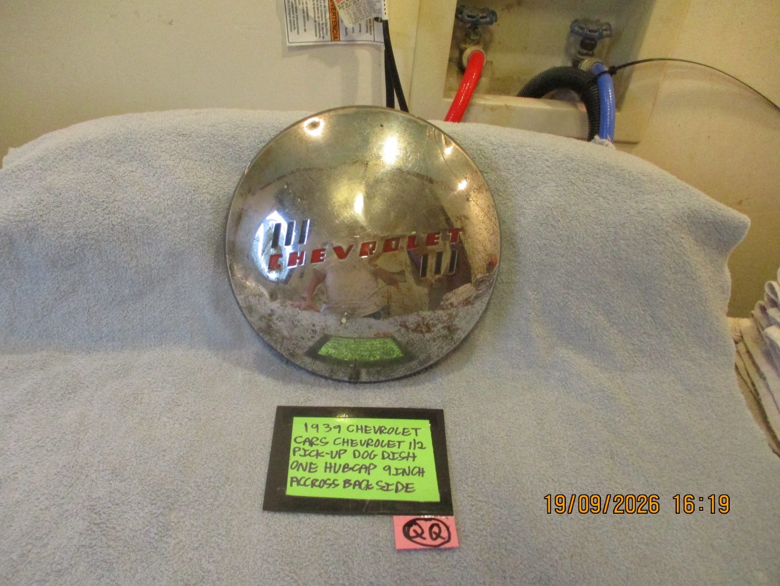1939 CHEVROLET PICK UP CAR GM FACTORY ONE DOG DISH HUBCAP 9 INCH 1939 CHEVROLET PICK UP CAR GM FACTORY ONE DOG DISH HUBCAP 9 INCH