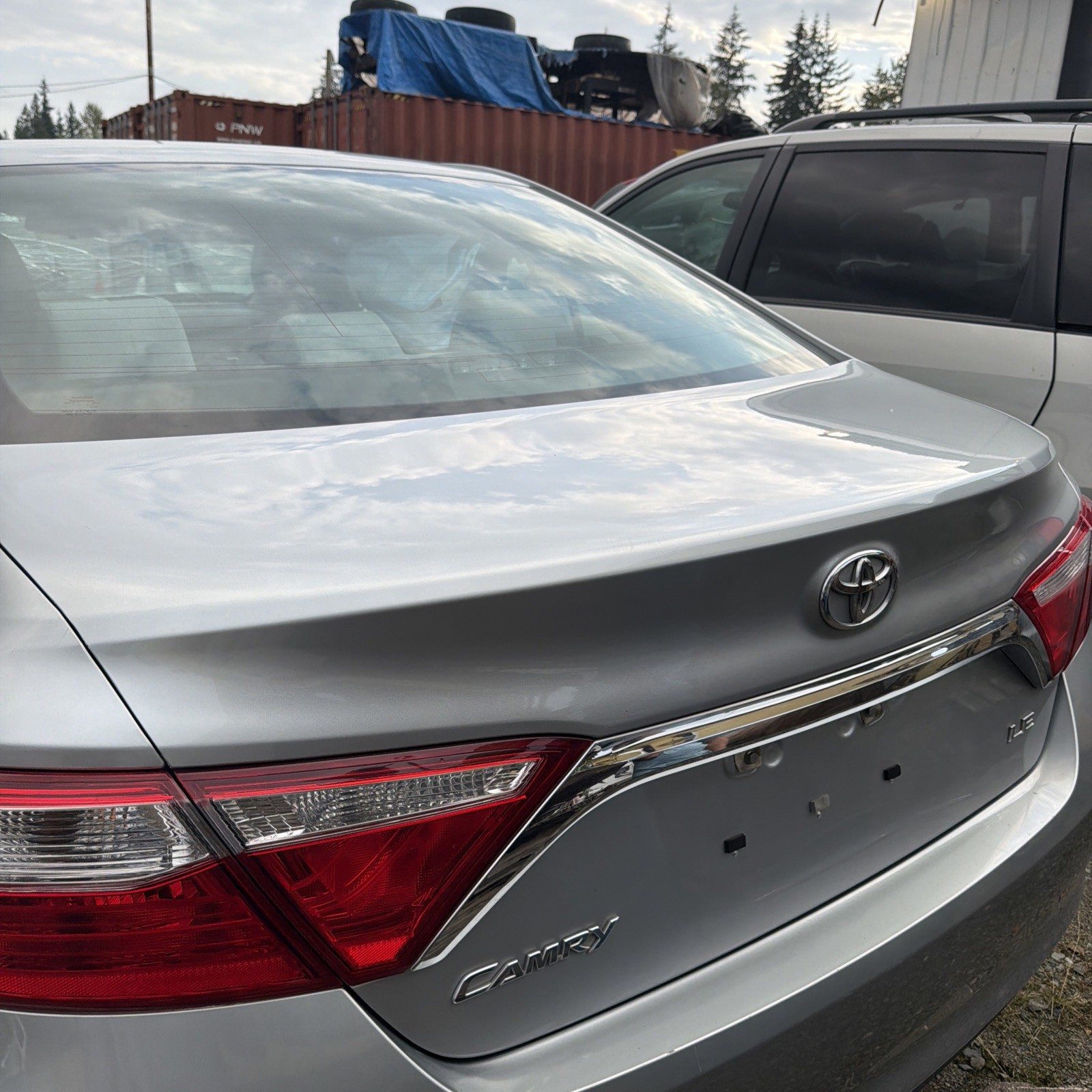 Trunk Deck Lid w/ Camera 2015 2016 2017 Toyota Camry Silver w/ Camera color 1J9