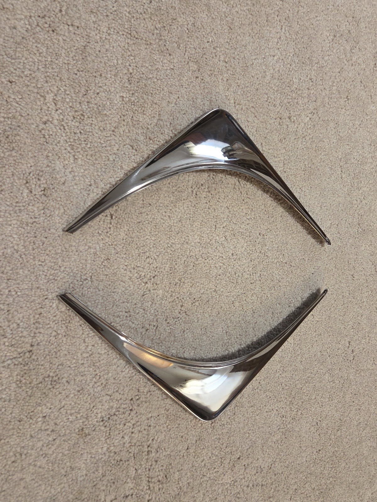 1955-57 Ford Thunderbird Original Fender Skirt Rock Guard Trim (Show Ready)