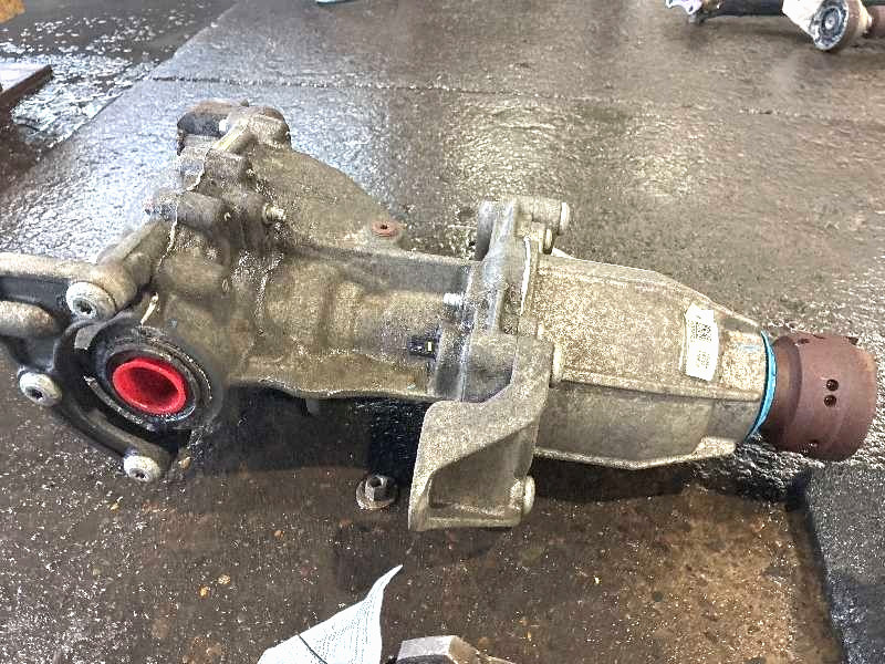 2013-2016 Ford Escape 2.0L Rear Axle Differential Carrier Assembly - Ratio 3.51. 2013-2016 Ford Escape 2.0L Rear Axle Differential Carrier Assembly - Ratio 3.51.
