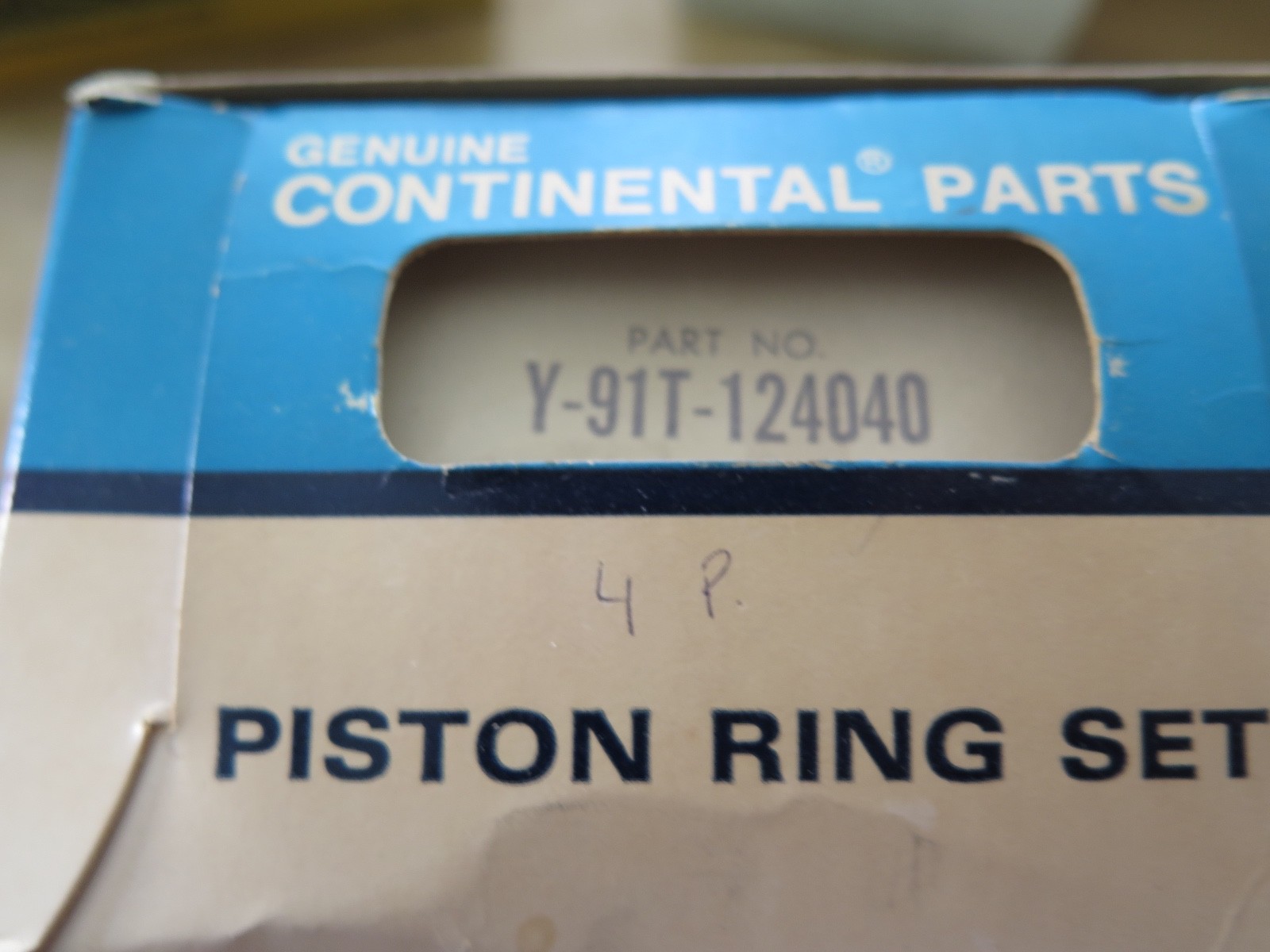 Teledyne Continental Piston Rings Y-91T-1240040 NOS (3A1-3)