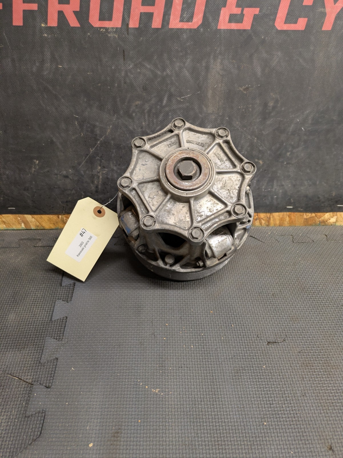 2003 2004 Kawasaki Prairie 360 Primary Drive Clutch -