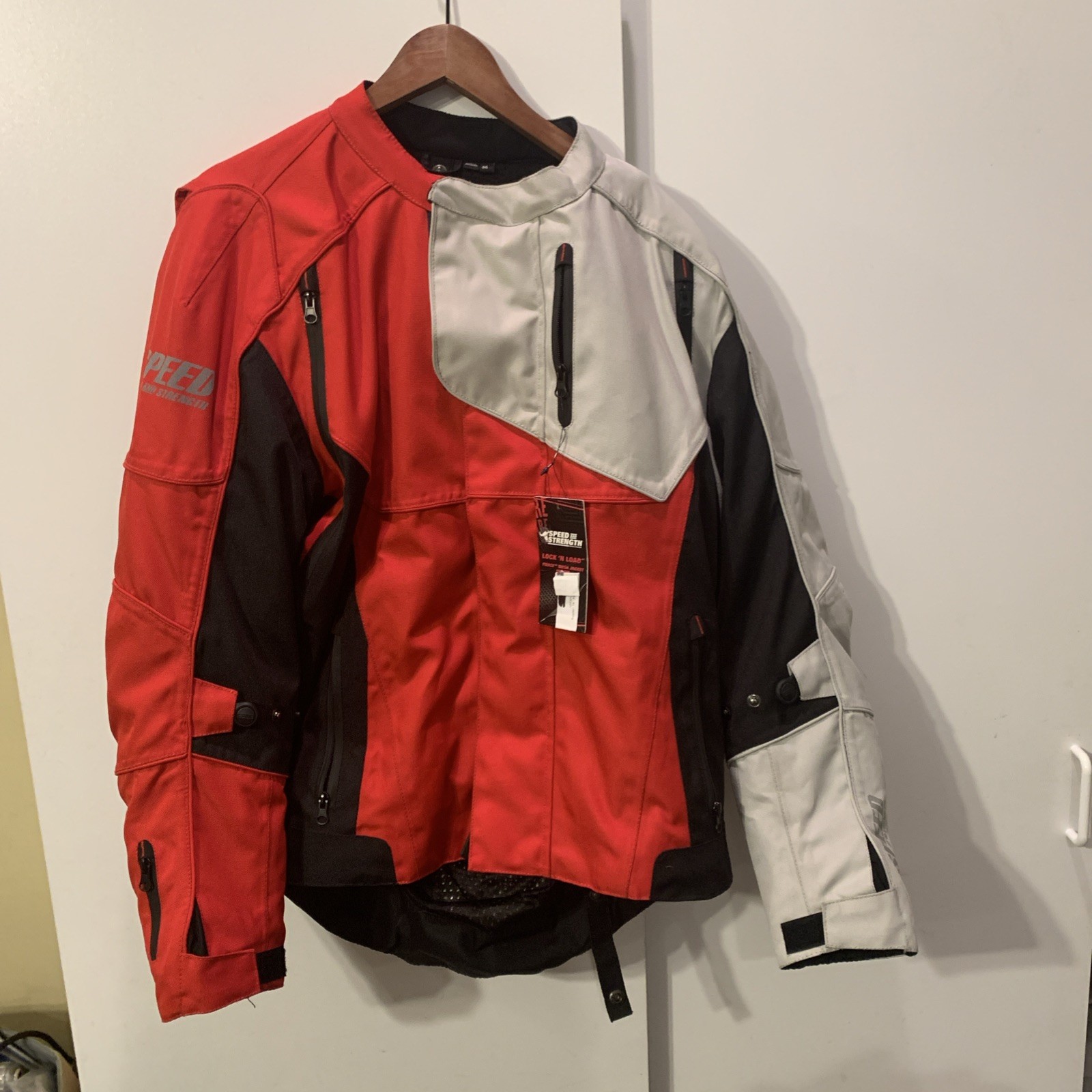Speed Strength Armoured Fierce Mesh Motorcycle Jacket Sz Medium Red Gray Black Speed Strength Armoured Fierce Mesh Motorcycle Jacket Sz Medium Red Gray Black