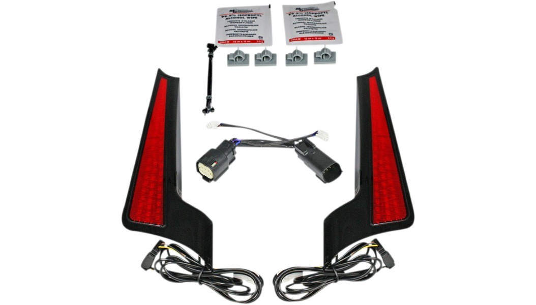Custom Dynamics Fascia LED Panel Blk/Red Harley FLTRX FLHX FLXRX CD-FASCIA-BCMRB