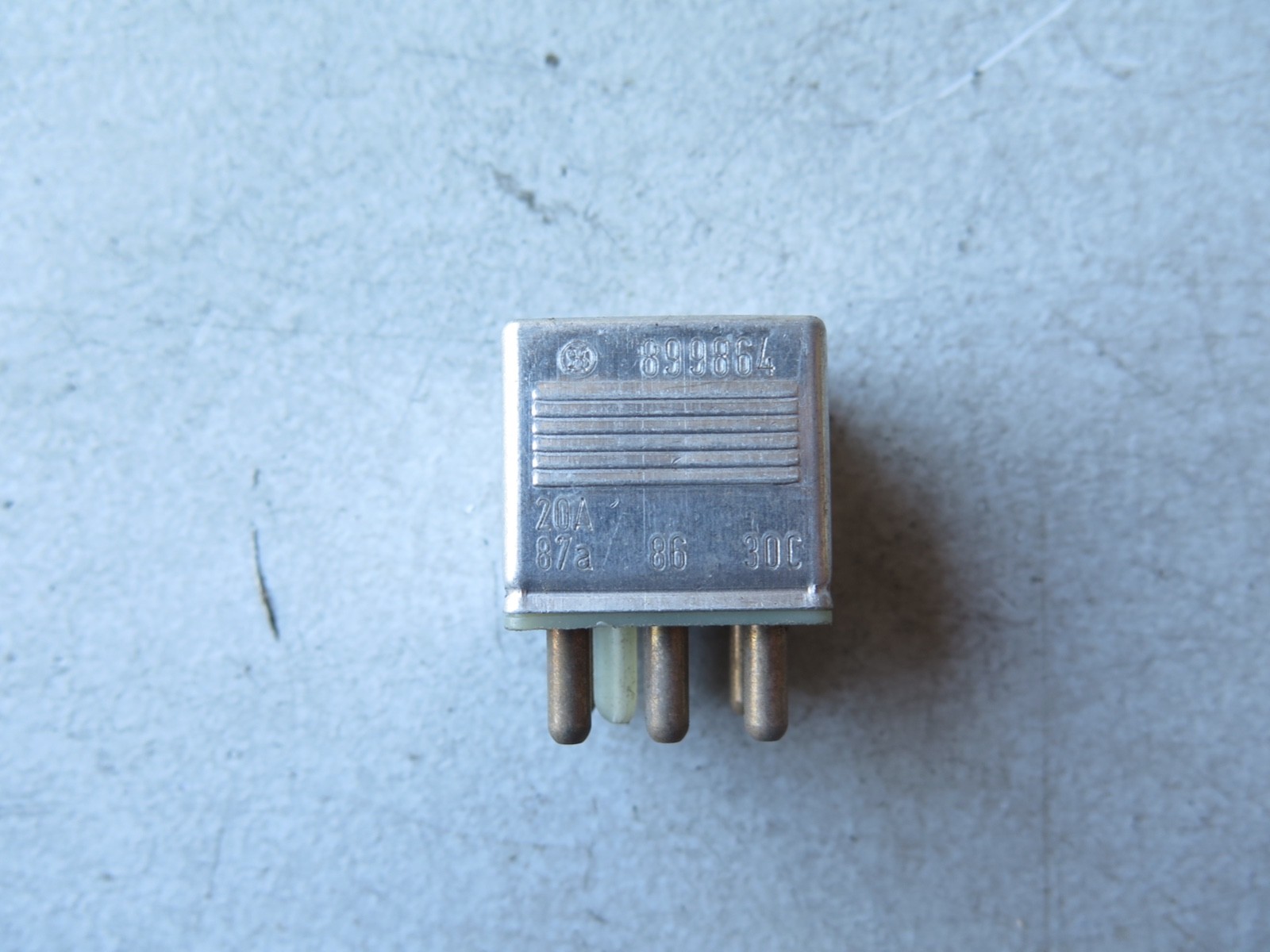 NOS MERCEDES RELAY 0015426719 (5A1-4) NOS MERCEDES RELAY 0015426719 (5A1-4)
