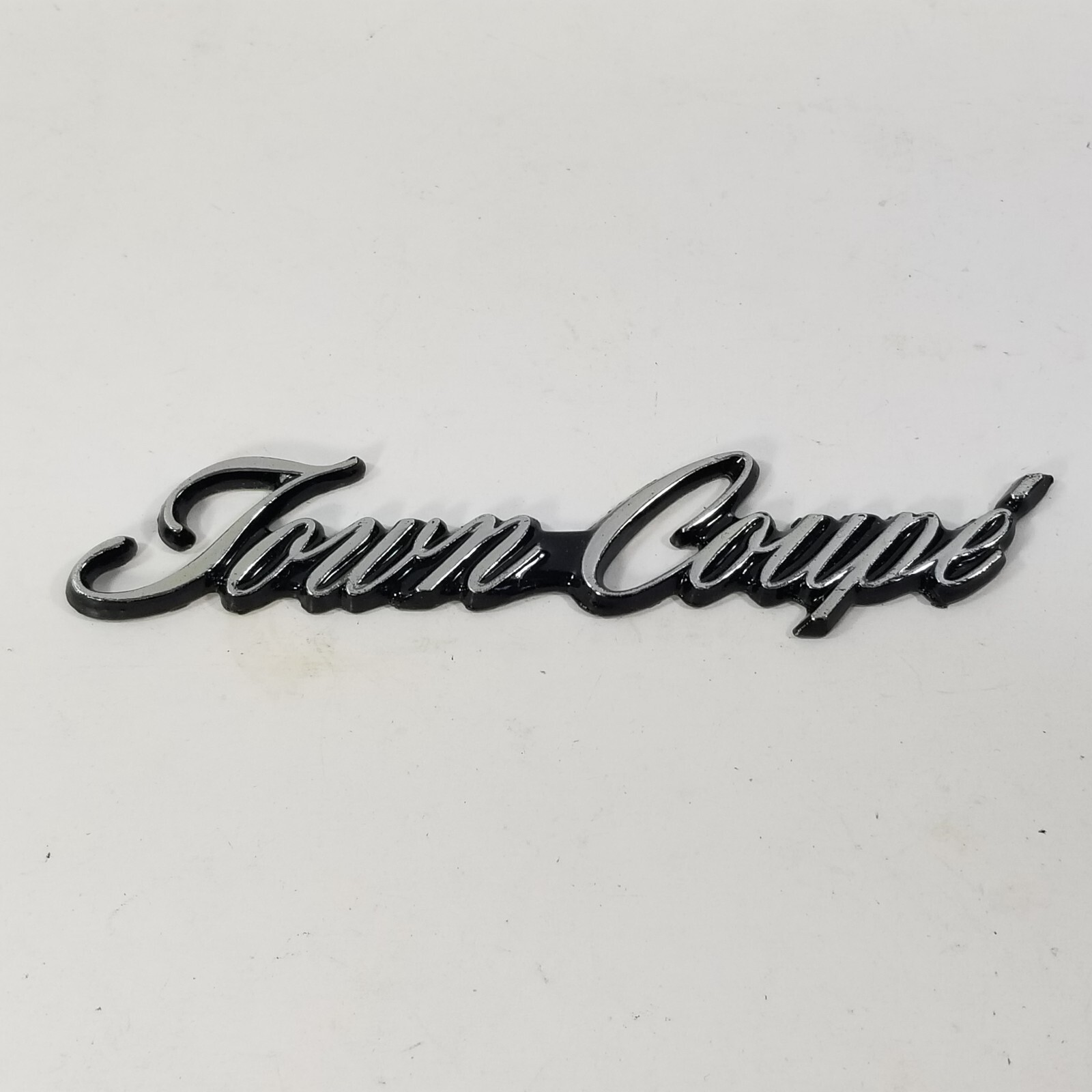 VINTAGE 1973 74 LINCOLN TOWN COUPE EMBLEM BADGE OEM D3VB-6550398 FOMOCO