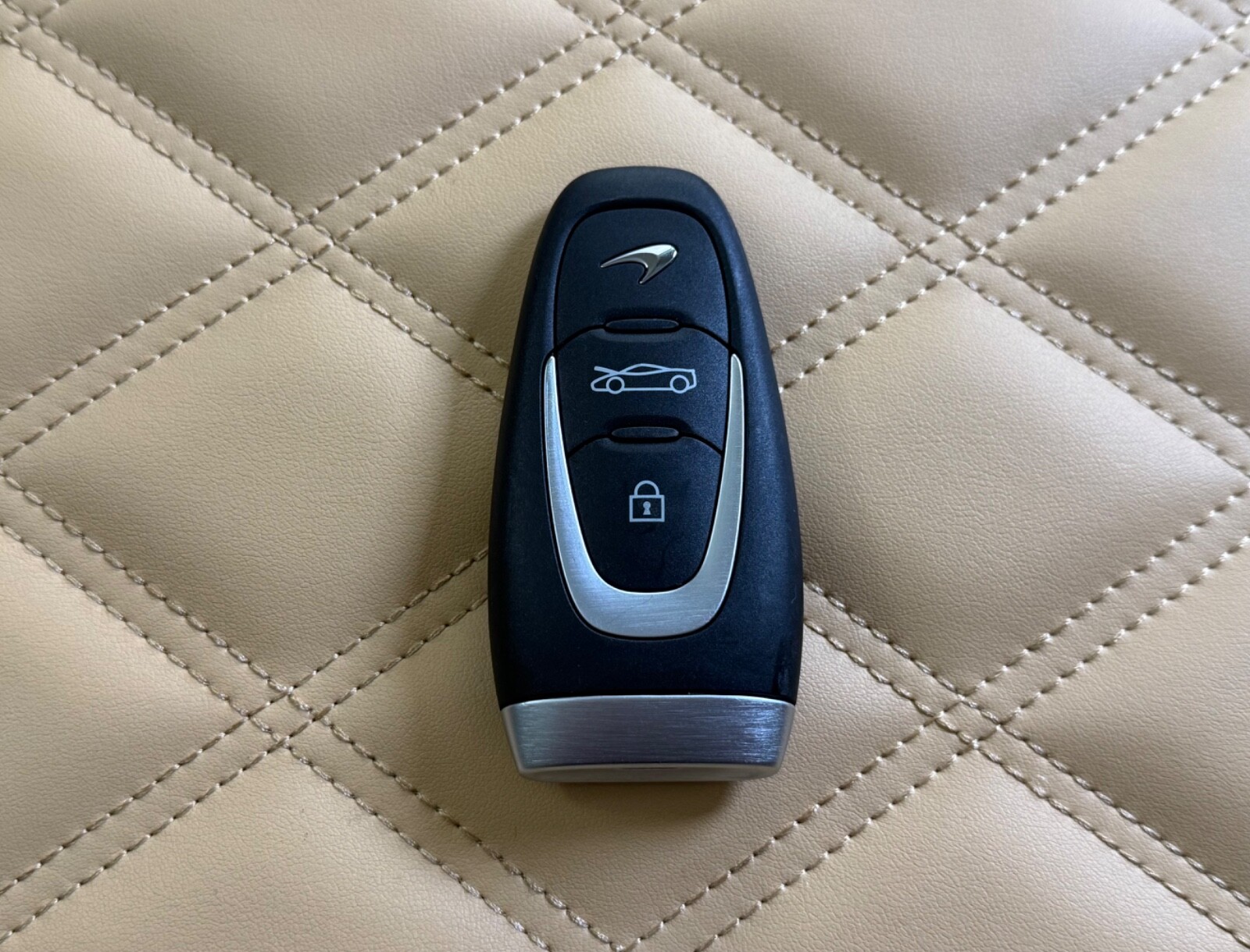 McLaren Artura OEM Vehicle Key 16MB499CP 2.4GHZ Genuine OEM Mclaren Part