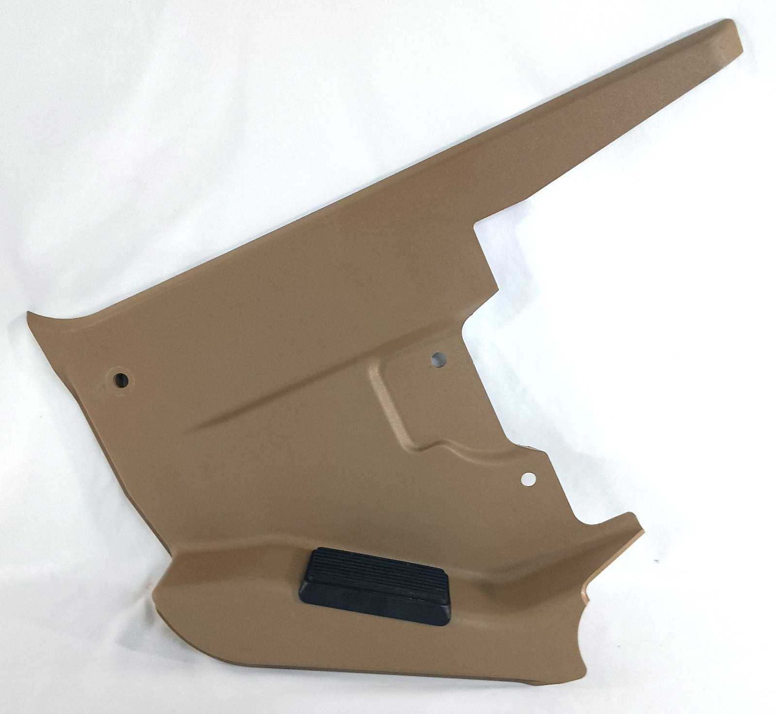 Land Rover Discovery 1 Drivers Side Footwell Kick Panel Bahama Beige Land Rover Discovery 1 Drivers Side Footwell Kick Panel Bahama Beige
