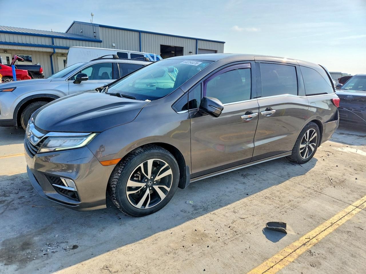 Used Park Assist Camera fits: 2018 Honda Odyssey camera windshield mounted LED h