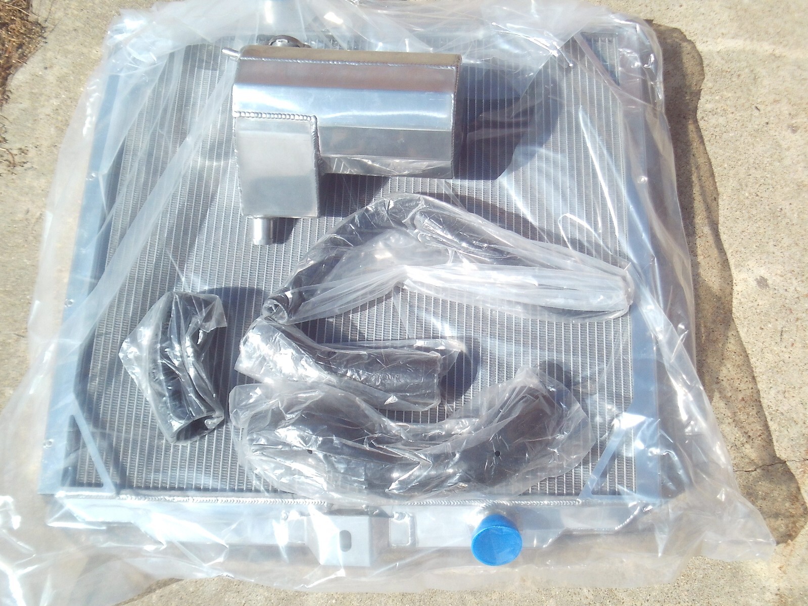 HMMWV HUMVEE HIGH PERFORMANCE ALUMINUM RADIATOR  