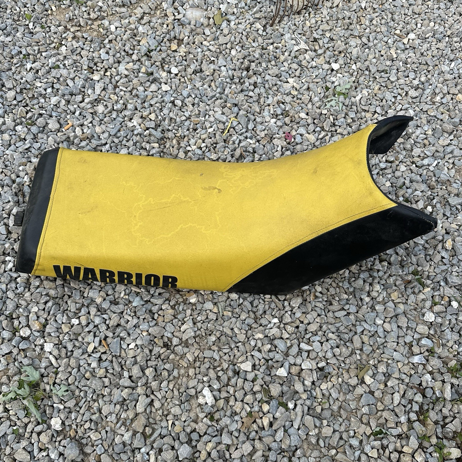1987 1999 YAMAHA YFM350X Warrior Seat Saddle 05L0-24770 VERY GOOD CONDITION OEM
