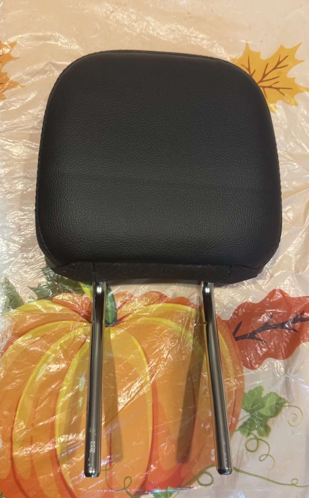 2020 2021 2022 2023 2024 FORD EXPLORER 2ND ROW HEADREST EBONY Leatherette Black