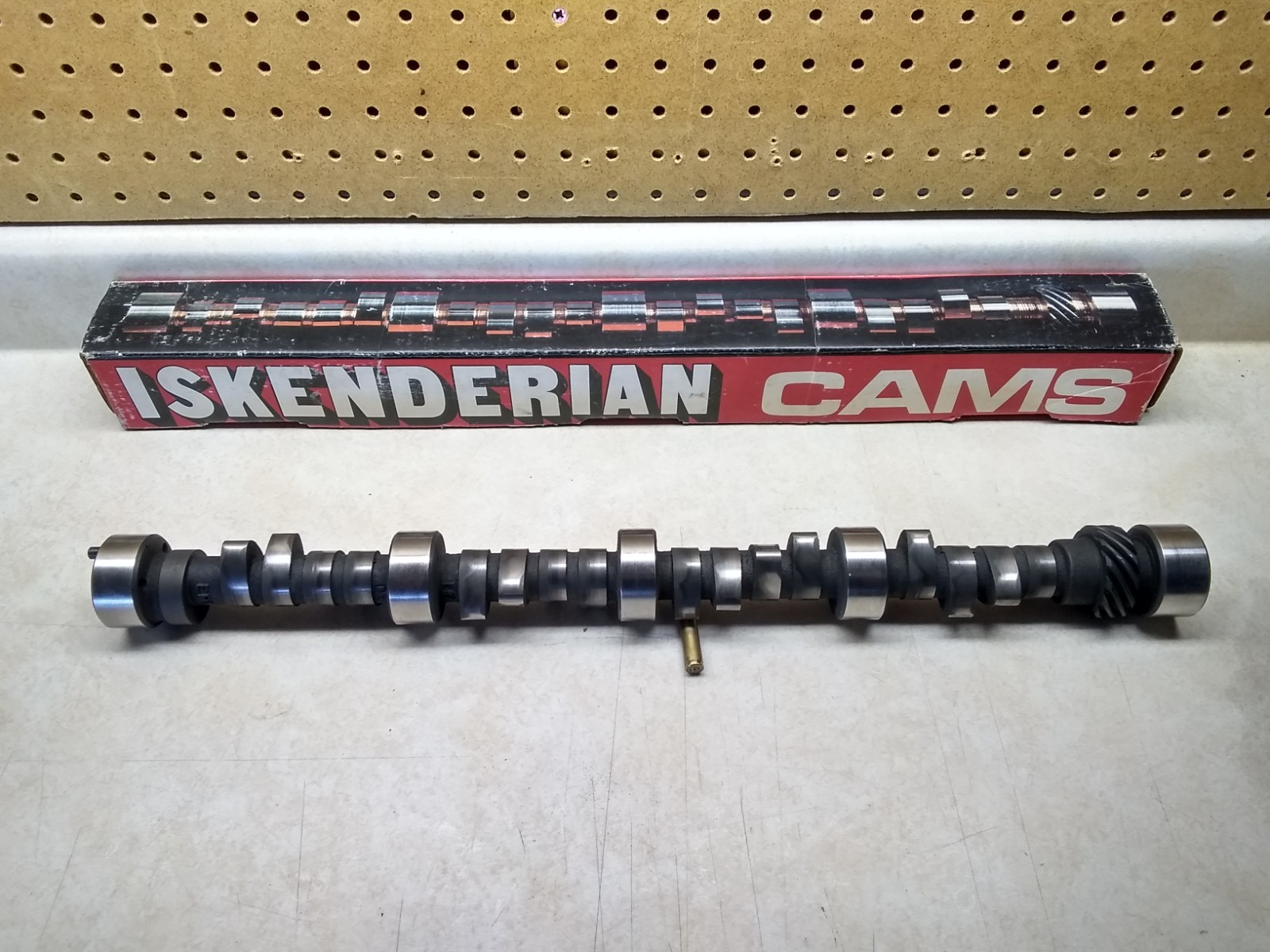 VTG Used Iskenderian Camshaft, SBC Mech. Flat Tappet, 286 Dur. .565/.565, 106 LS VTG Used Iskenderian Camshaft, SBC Mech. Flat Tappet, 286 Dur. .565/.565, 106 LS