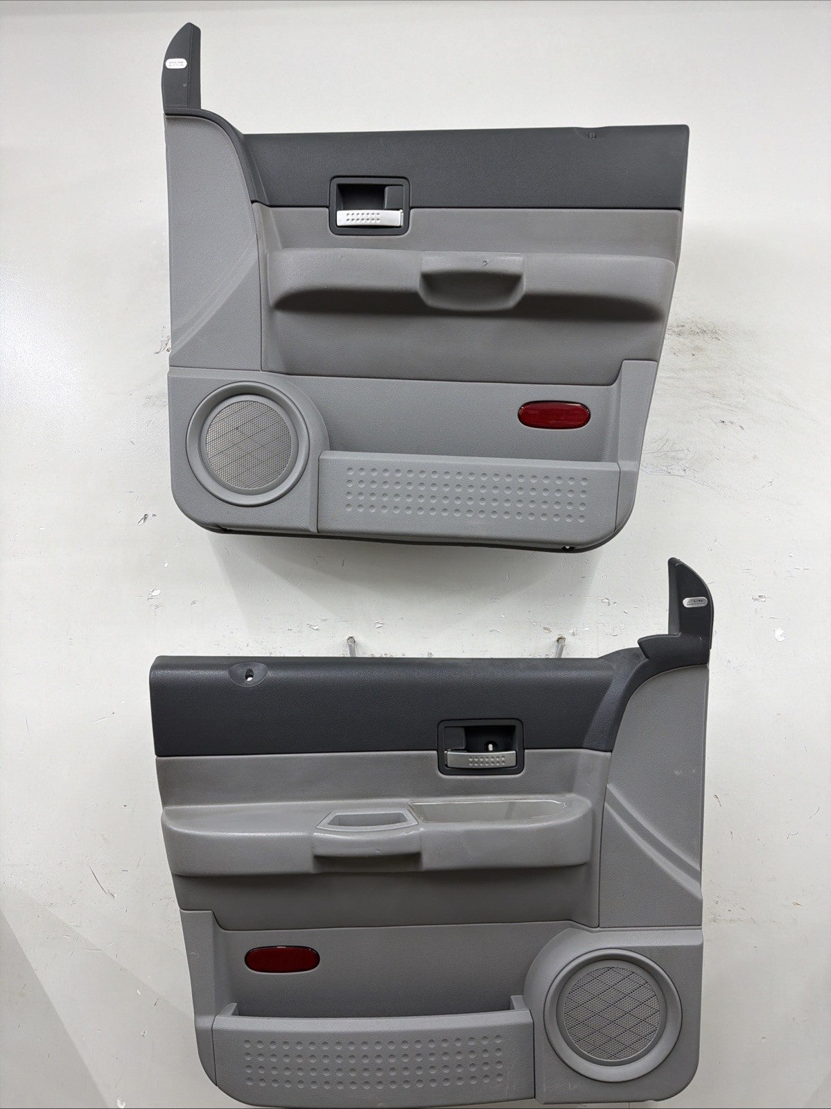 2004-2009 Dodge Durango Front Interior Power Door Panels OEM Gray