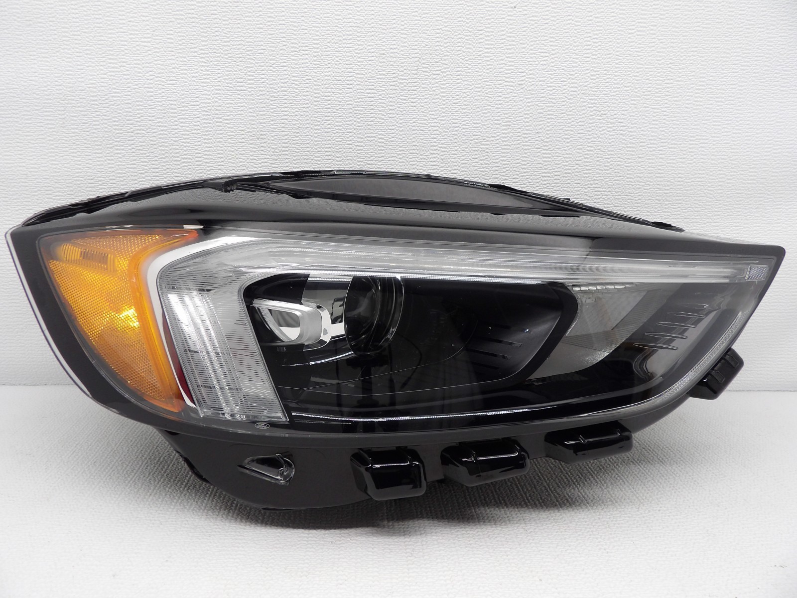2019-2024 Ford Edge Sport LED w/DRL w/Hal Turn Sign Headlight Right/Passenger OE