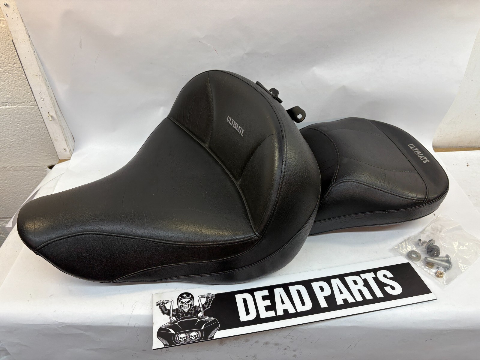 Harley Ultimate 00-17 2 piece Softail seat saddle LooK