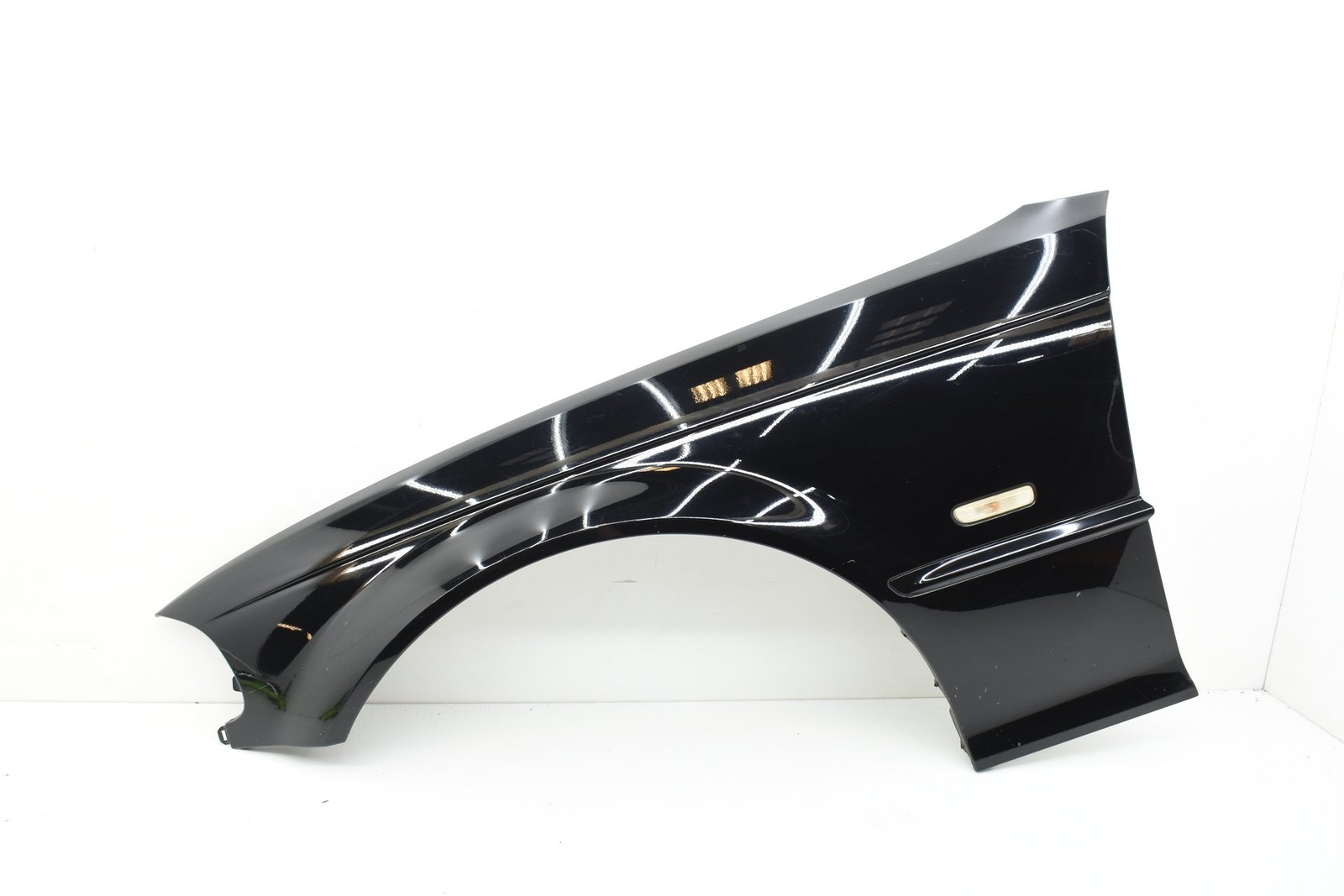2003 BMW 330Ci E46 COUPE FRONT LEFT DRIVER FENDER PANEL BLACK 2 L0668 OEM