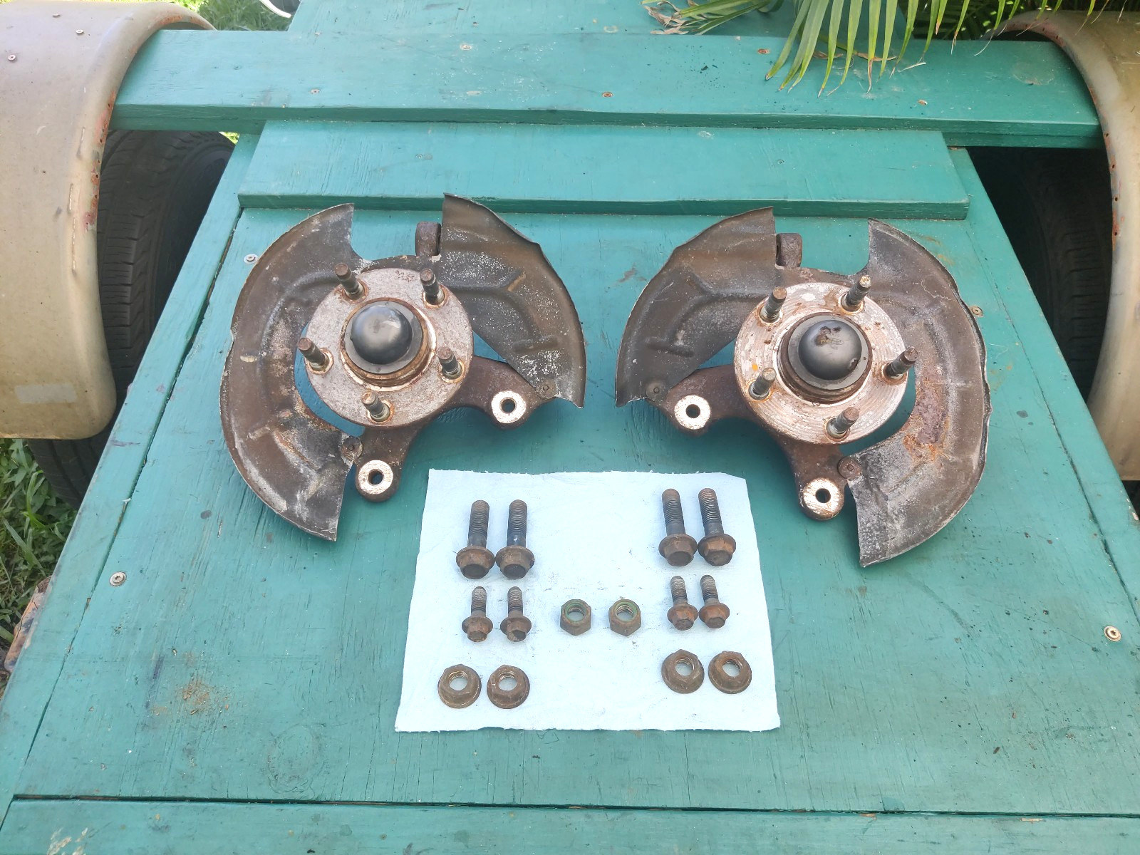 94 95 Ford Mustang GT 5.0L 302 Front Spindles 5 Lug Hubs Conversion W/Bolts OEM