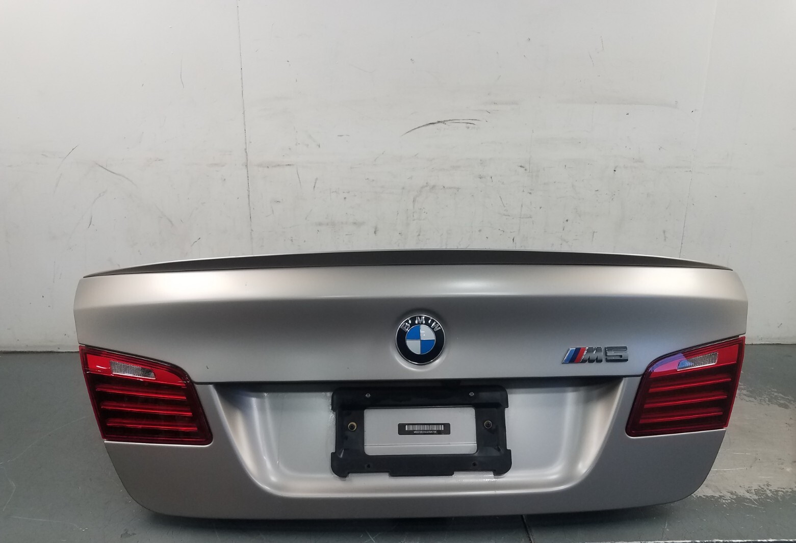 2016 BMW M5 F10 Trunk Lid Lip Spoiler #5706 N8
