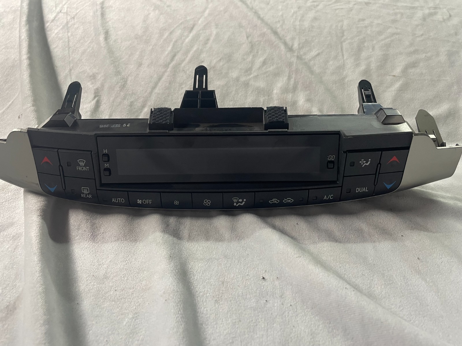 2014-2017 Lexus CT200h AC Heater Climate Control Panel w/Navigation 55900-76100