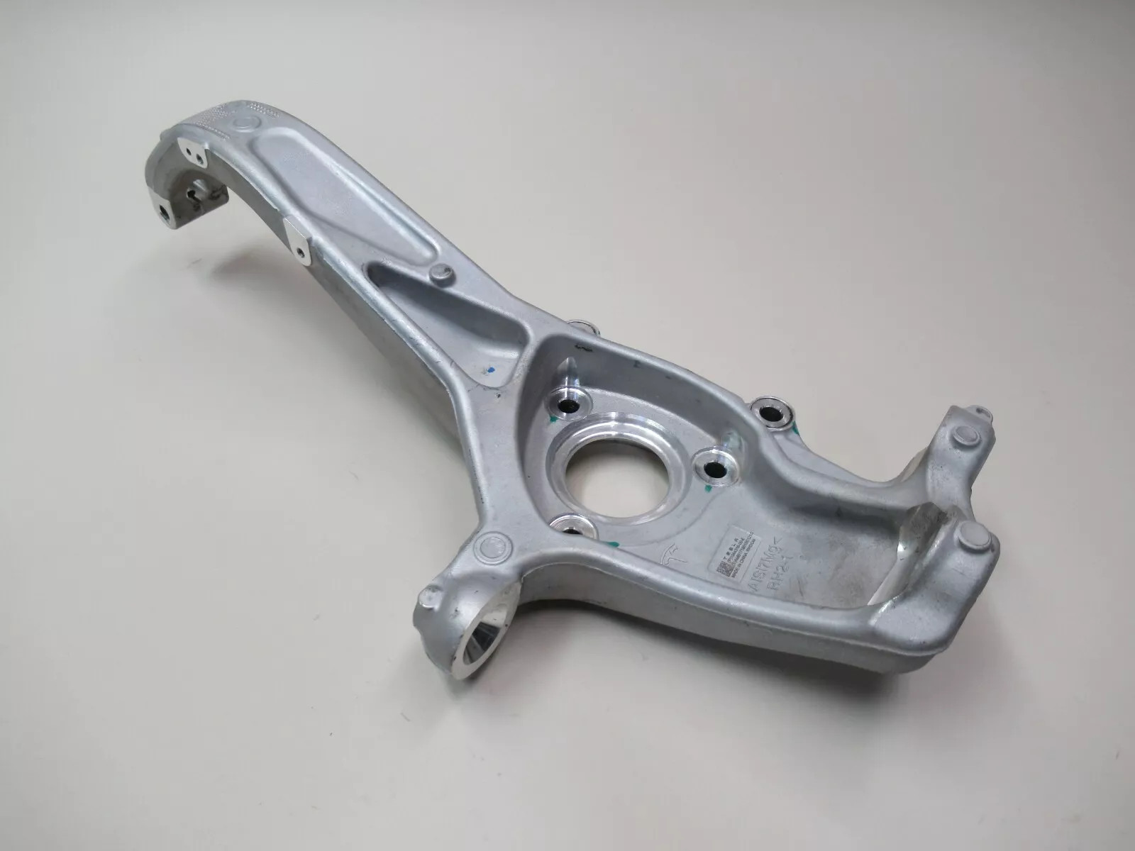 2025 Tesla Model 3 Highland Front Right Knuckle 1344316-00-E 2025 Tesla Model 3 Highland Front Right Knuckle 1344316-00-E