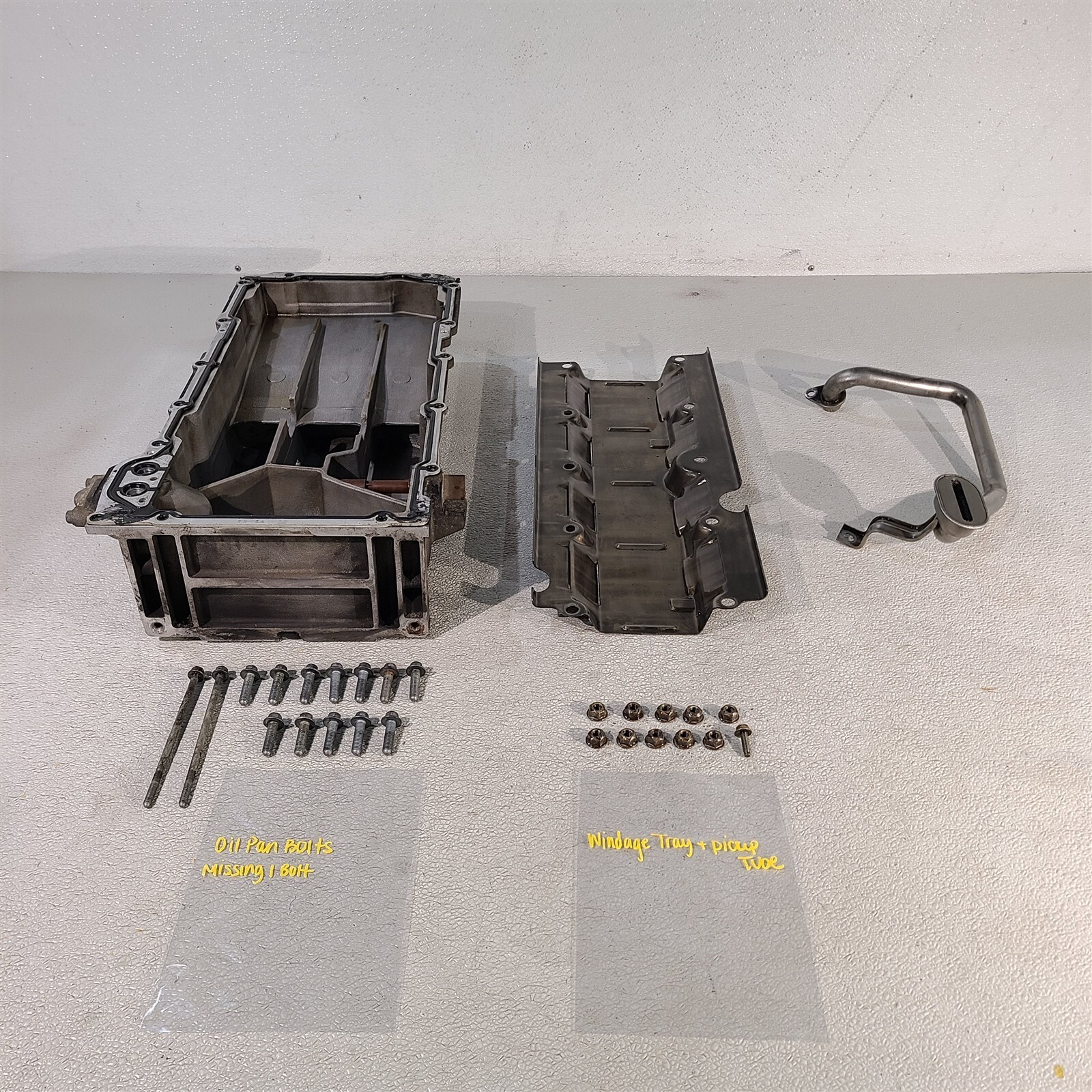 08-13 Corvette C6 GS Engine Oil Pan Windage Tray Pick Up Aa7533 08-13 Corvette C6 GS Engine Oil Pan Windage Tray Pick Up Aa7533