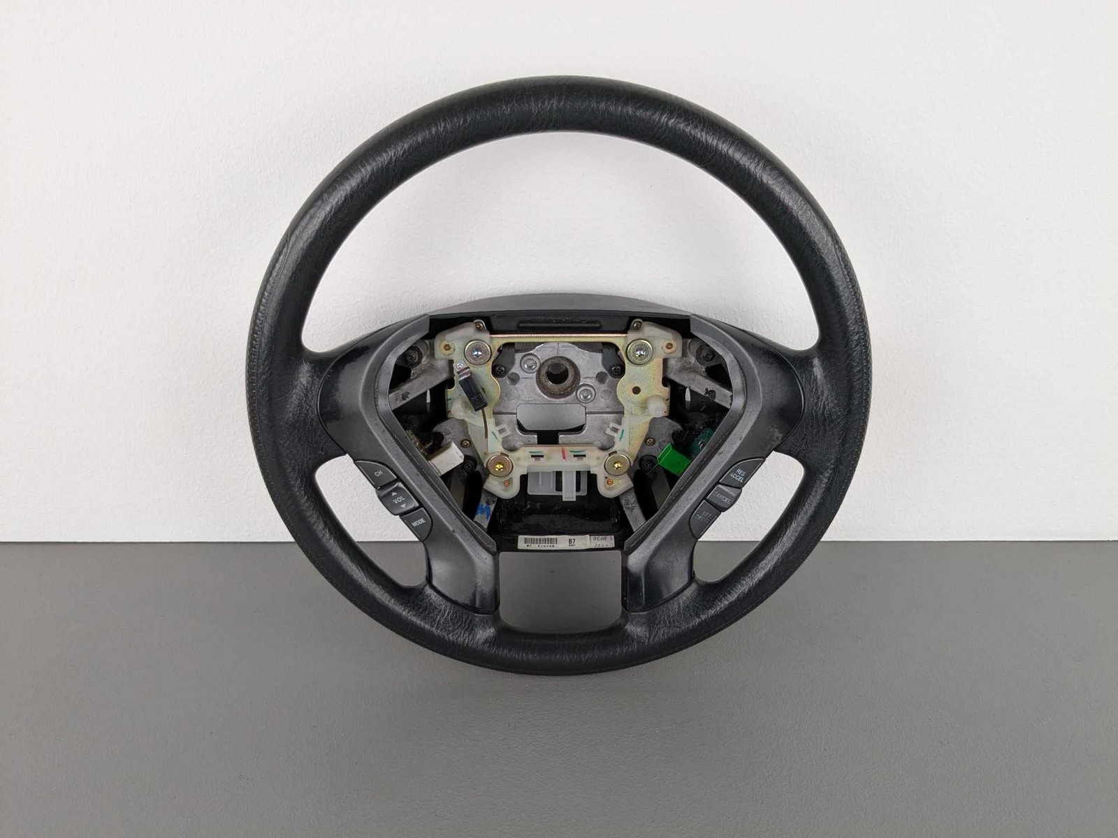 2003-2006 Honda Element Steering Wheel W/ Buttons