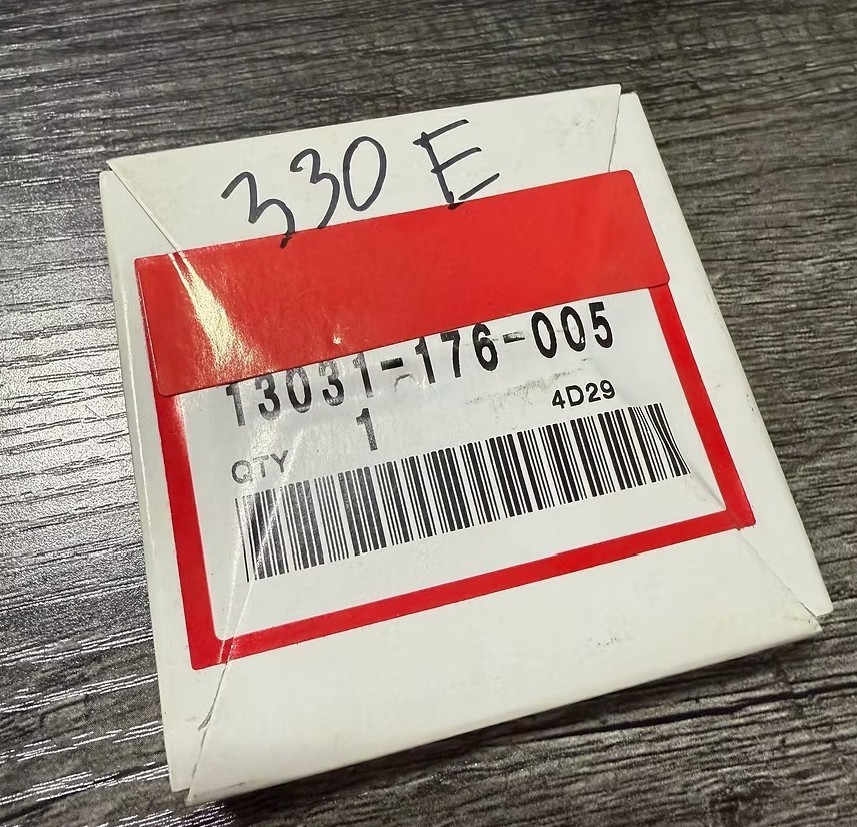 *1EA OEM HONDA RINGS (XL80 '80-'85) 2nd oversize piston 13103-177-000 (330E) *1EA OEM HONDA RINGS (XL80 '80-'85) 2nd oversize piston 13103-177-000 (330E)