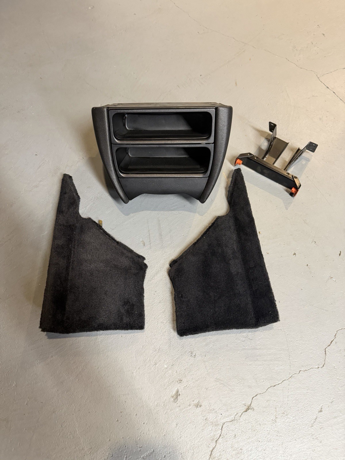 Porsche 911 Boxster 996 986 Black Complete Center Console and Components