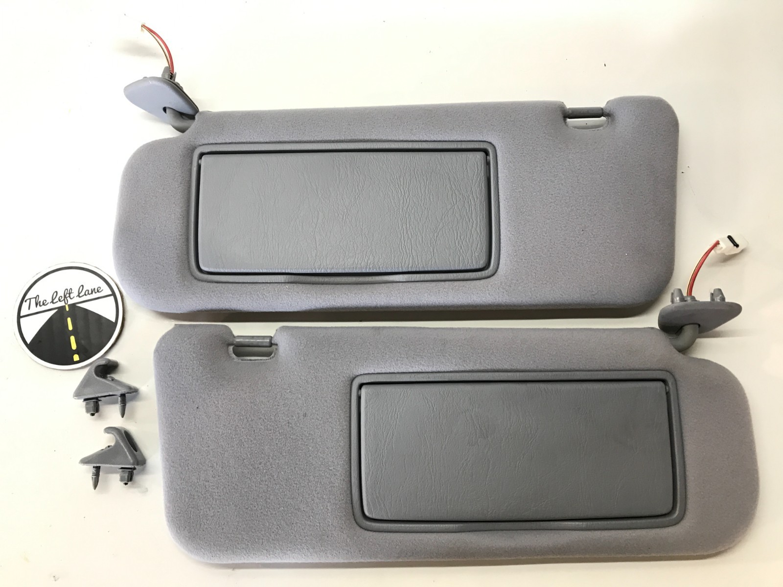 1995-2001 Toyota Crown Majesta UZS151 Sunvisor Set Grey LH RH OEM