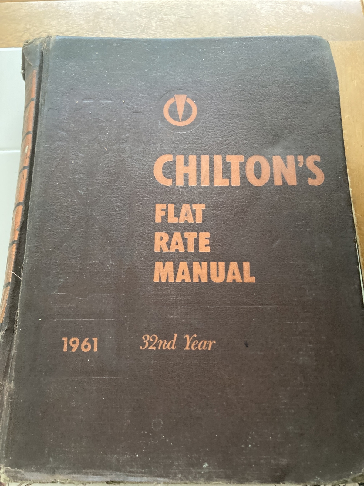 1961 Chilton's Flat Rate Manual 32nd Year 1961 Chilton's Flat Rate Manual 32nd Year