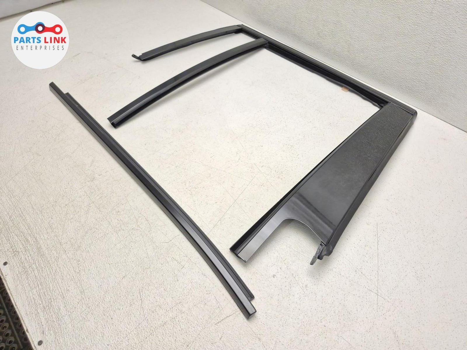 2018-24 BMW X3 M REAR RIGHT DOOR TRIM MOLDING APPLIQUE OUTER WINDOW DRIP SET G01