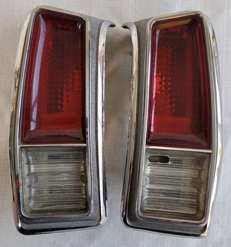 OEM 1969 Plymouth Valiant Rear Tail Light Pair Of 2 Left & Right