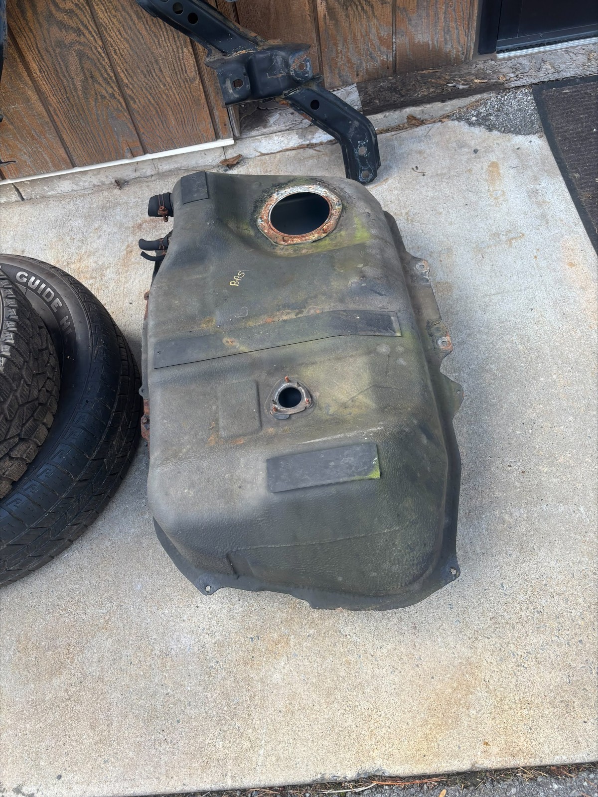 2014-2017 Mitsubishi Outlander Sport Fuel Gas Tank Assembly AWD OEM 2014-2017 Mitsubishi Outlander Sport Fuel Gas Tank Assembly AWD OEM