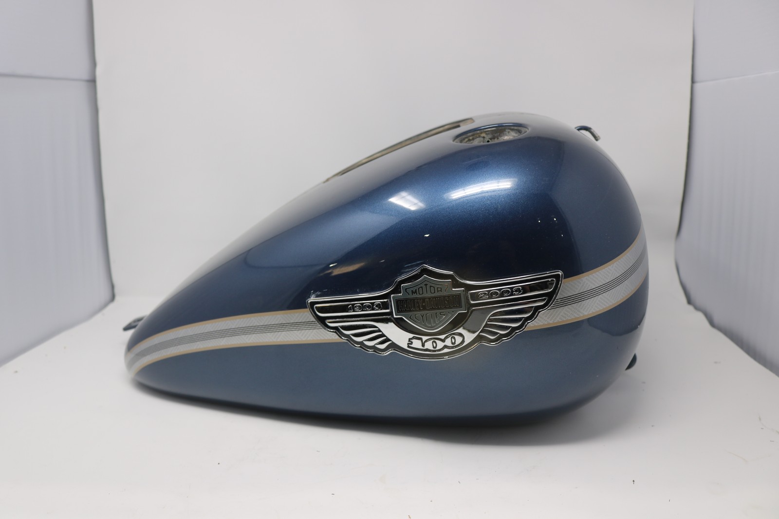 OEM NTO 2003 HARLEY-DAVIDSON FXSTI FLSTCI FLSTFI SOFTAIL 100TH ANNIVERSARY GAS