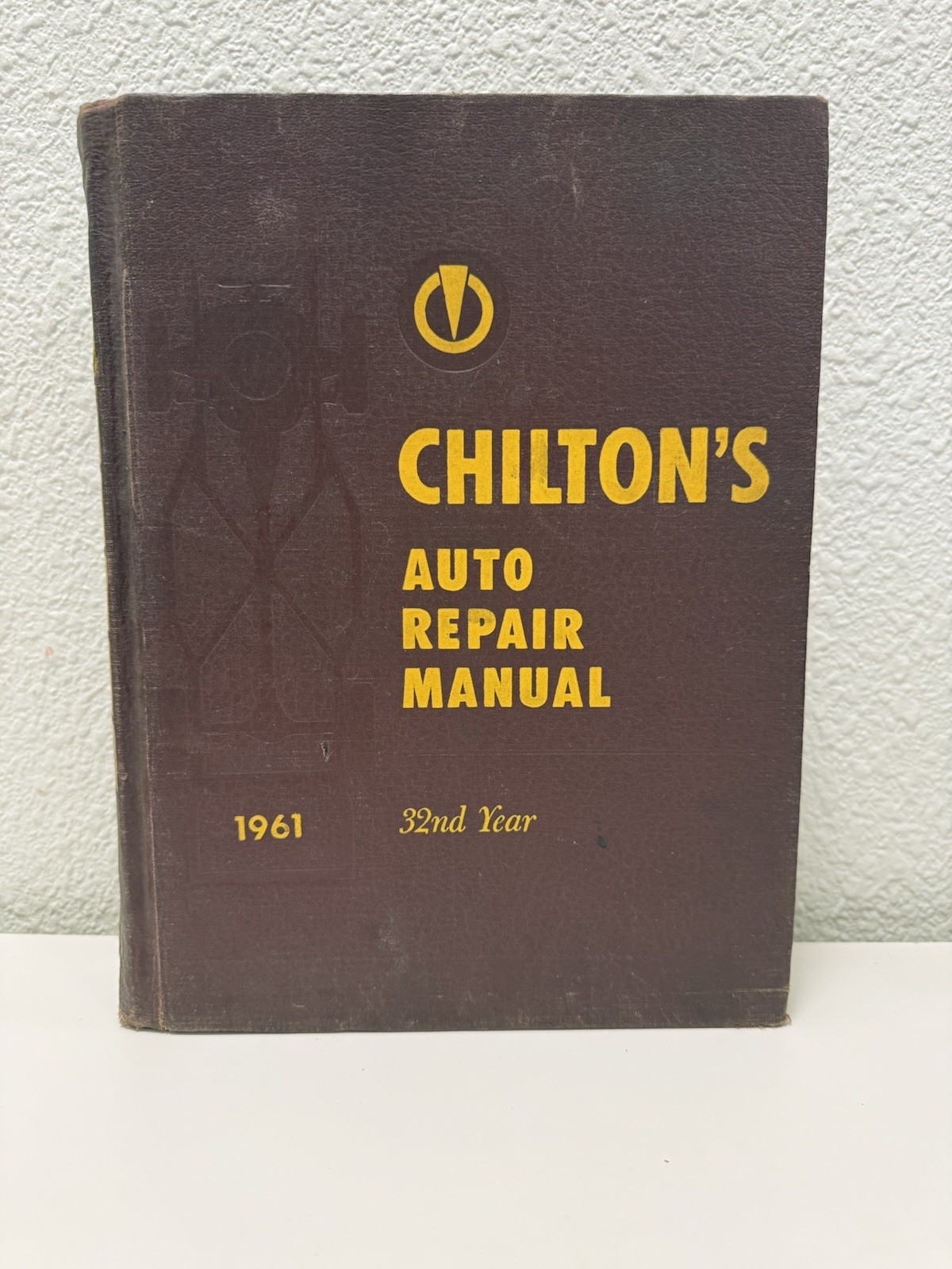1961 Chilton’s Auto Repair Manual 32nd Edition Vintage American Cars Hardcover 1961 Chilton’s Auto Repair Manual 32nd Edition Vintage American Cars Hardcover