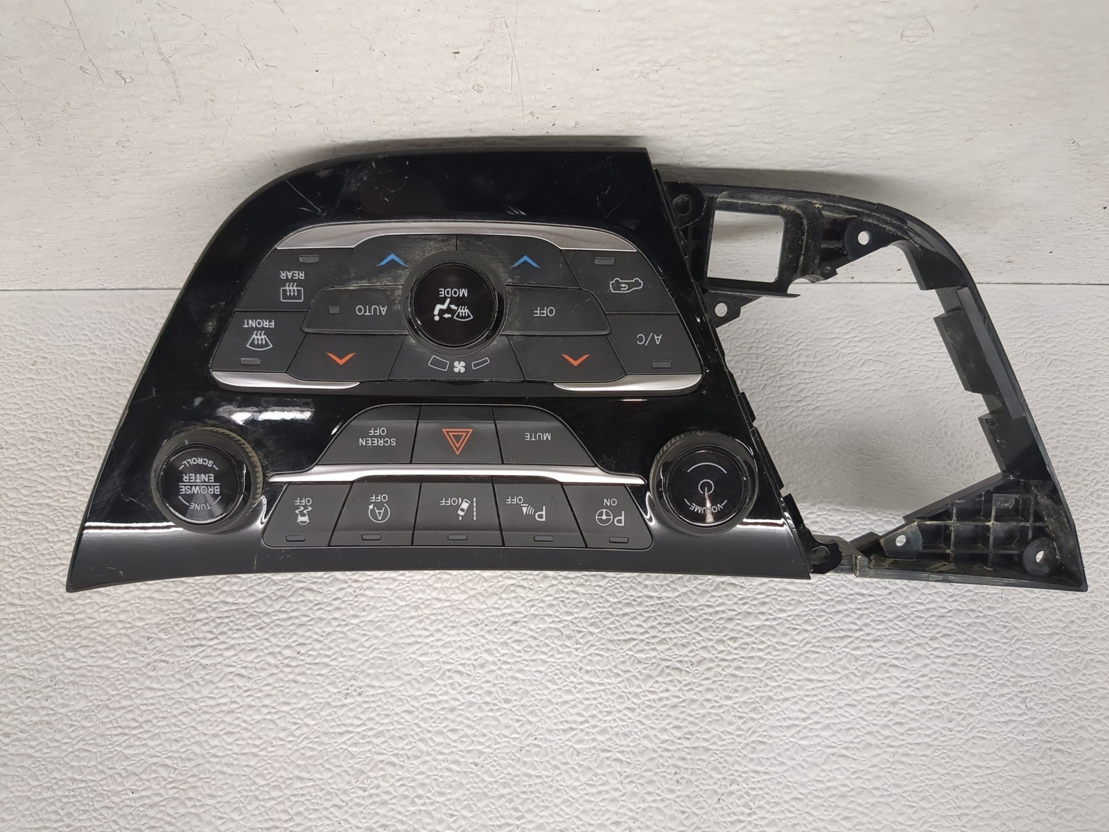 2018-2020 Chrysler Pacifica Ac Heater Climate Control P6ev491xbab XHHAQ 2018-2020 Chrysler Pacifica Ac Heater Climate Control P6ev491xbab XHHAQ