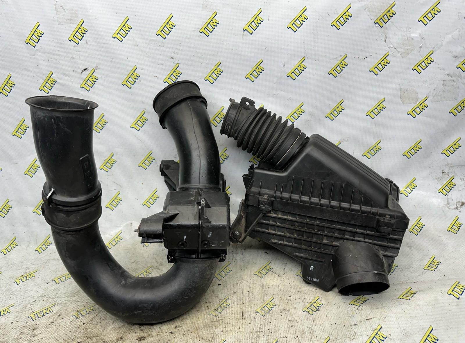 04 05 06 Acura TL Engine Air Intake Cleaner Filter Box Housing Hoses 2006 OEM