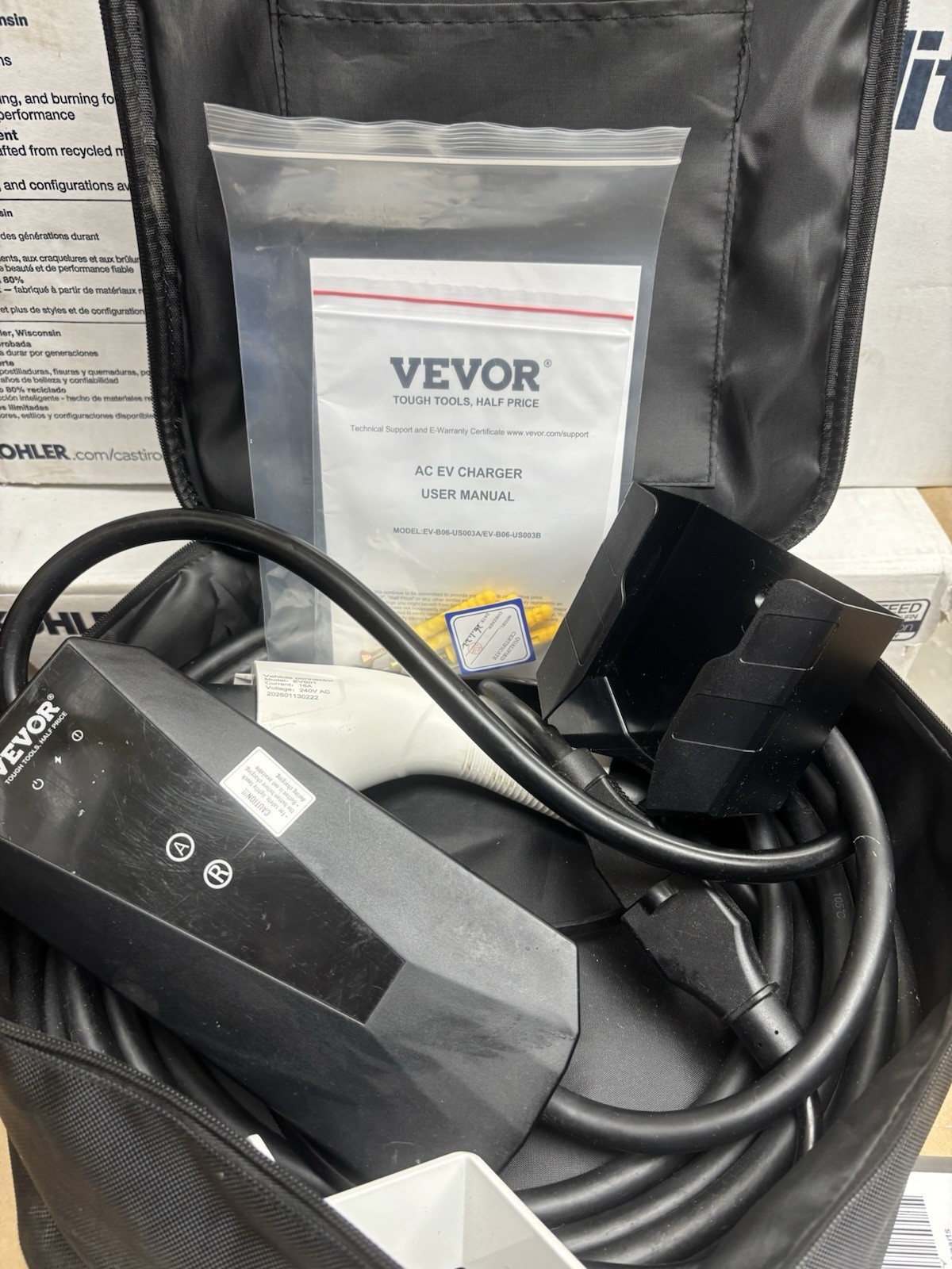 Vevor AC EV CHARGER EV-B06-US007B *Slightly Used* Vevor AC EV CHARGER EV-B06-US007B *Slightly Used*