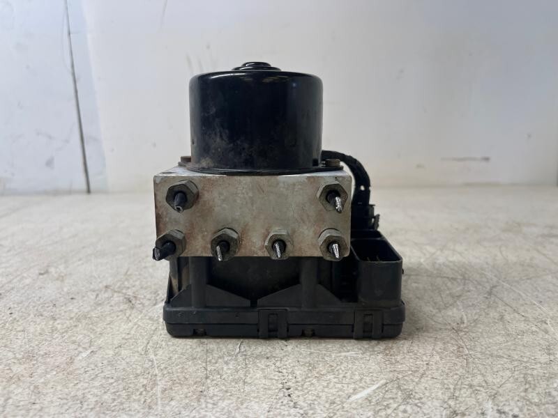 2001-2002 Chrysler Town and Country ABS Anti-Lock Brake Pump Module Assembly OEM