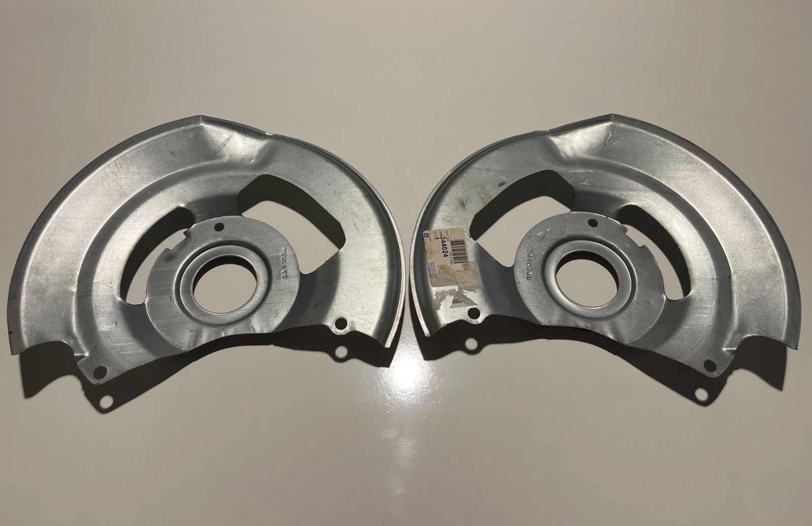 NOS 1970-1981 GM 344023 and 344024 front disc brake splash shields
