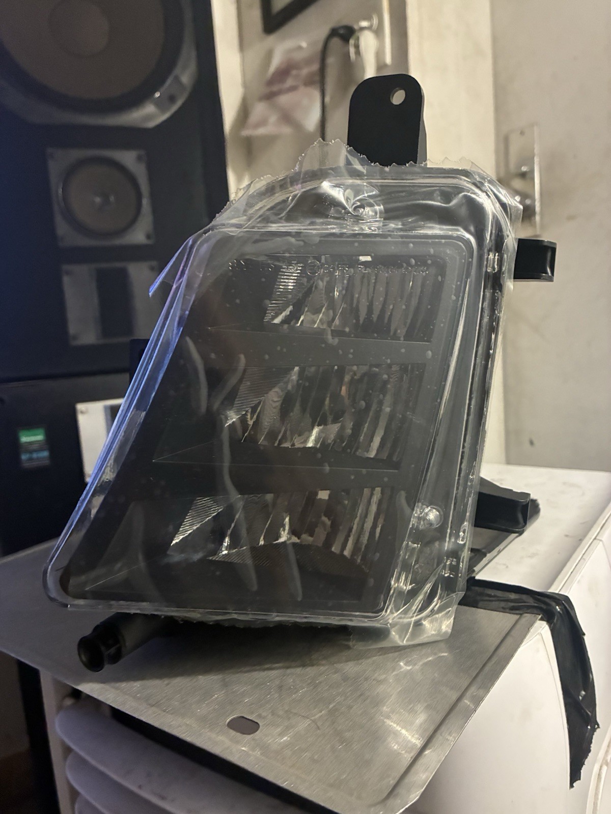 15-17 VW genuine OEM front left (driver side) fog light assembly 15-17 VW genuine OEM front left (driver side) fog light assembly