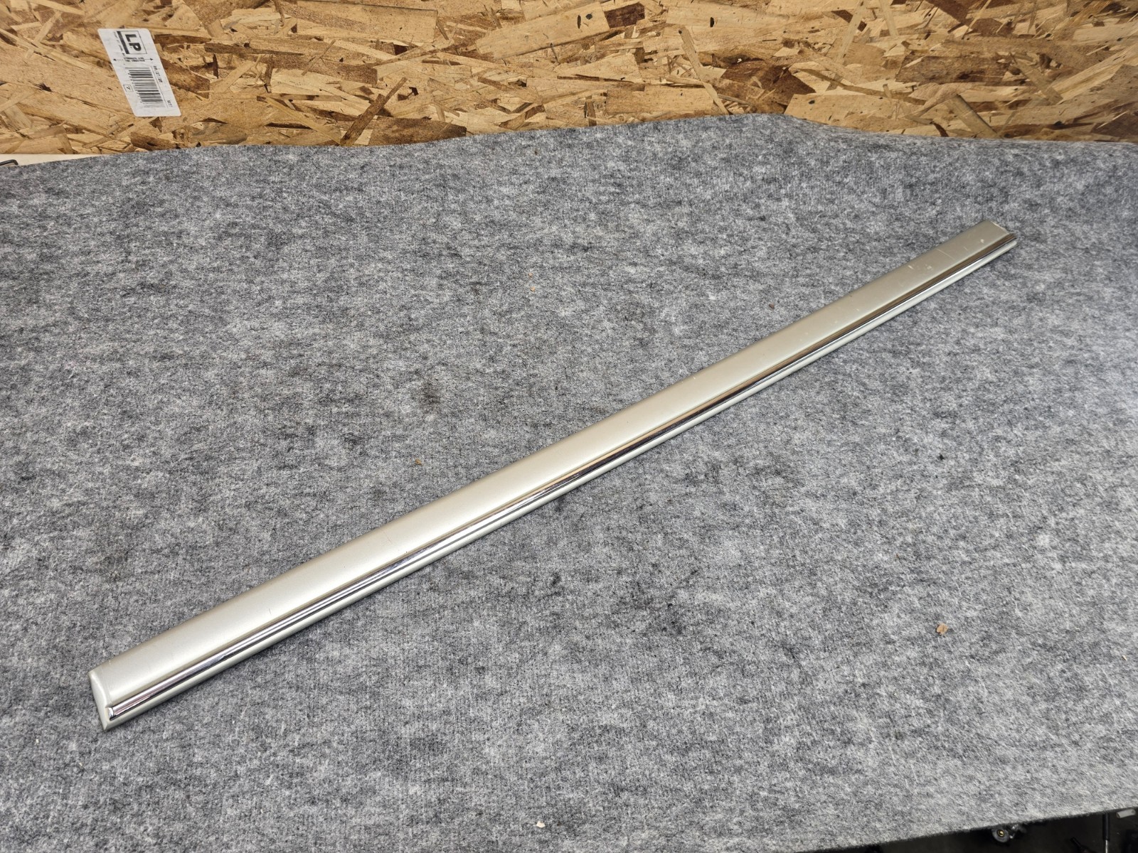 TOYOTA AVALON 95-99 EXTERIOR DOOR MOLDING TRIM FRONT RIGHT PASSENGER OEM