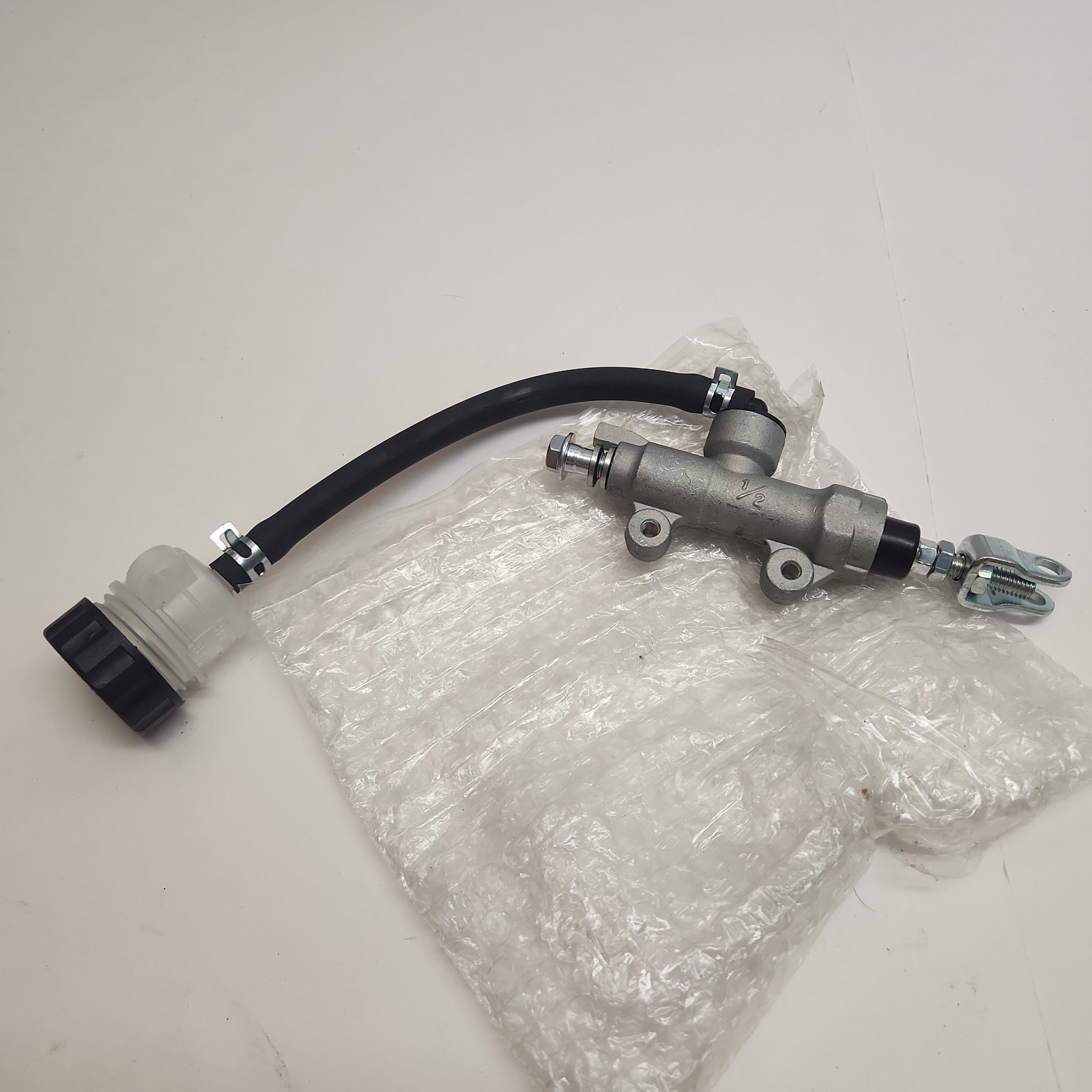 New Rear Brake Master Cylinder Fits 1991-1997 YAMAHA WR250Z WR500Z aftermarket