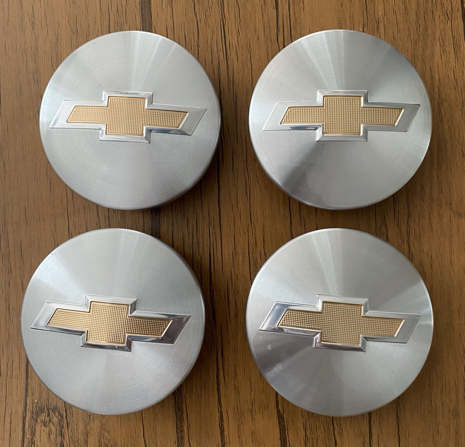 2021 - 2026 Chevrolet Silverado 1500 Center Cap Wheel Bow Tie Set Of 4 2021 - 2026 Chevrolet Silverado 1500 Center Cap Wheel Bow Tie Set Of 4