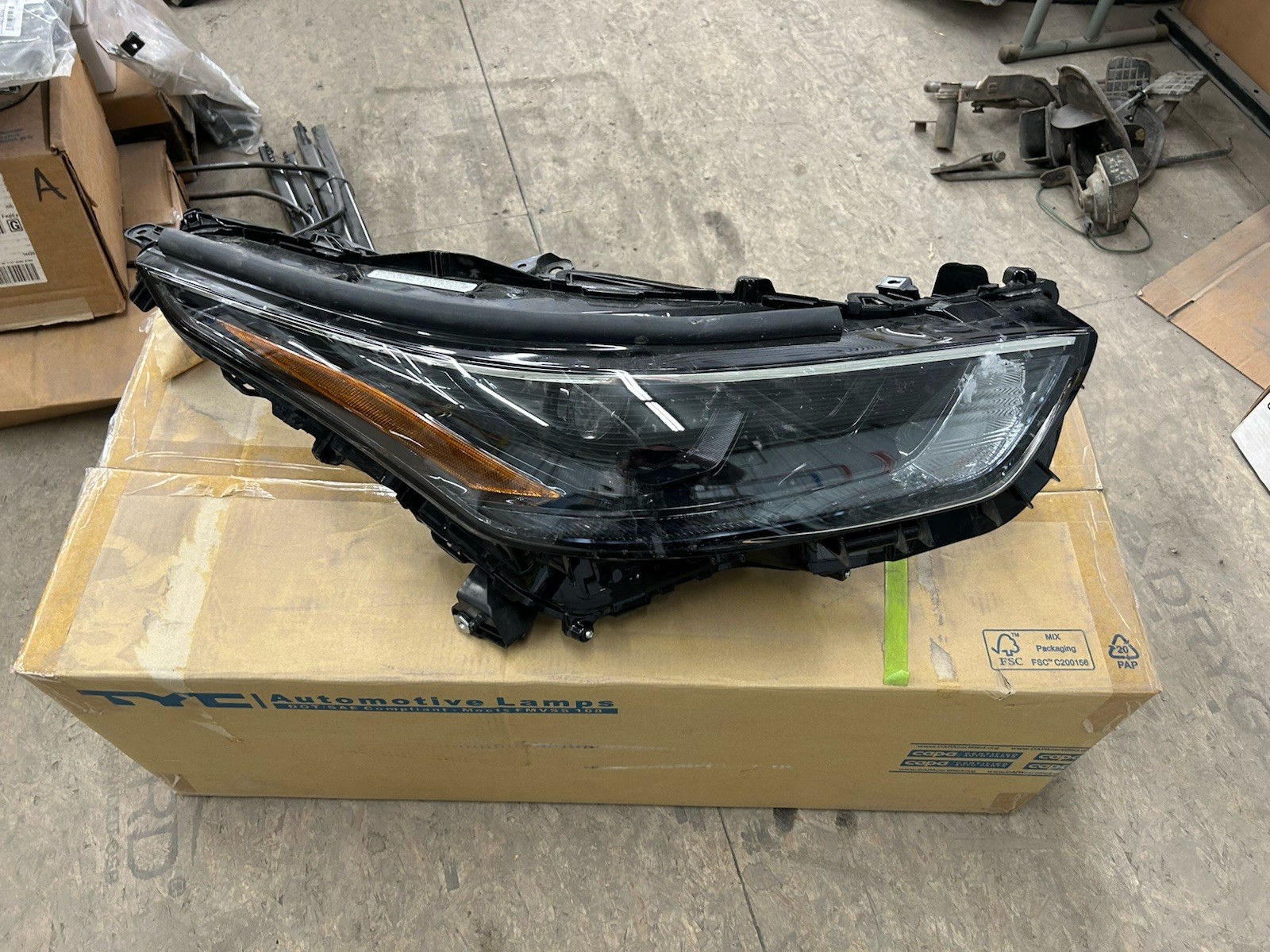 2022-2025 Toyota Highlander 811100 E750 RH Head Light Lamp OEM Repaired 2022-2025 Toyota Highlander 811100 E750 RH Head Light Lamp OEM Repaired